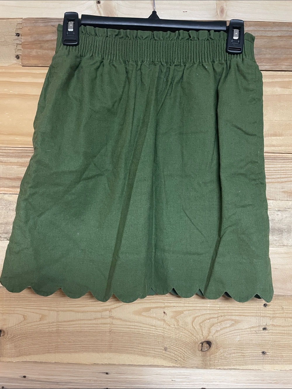 J. by J. Crew size 00 Green Mini Linen/Cotton Scalloped Hem Skirt with pockets